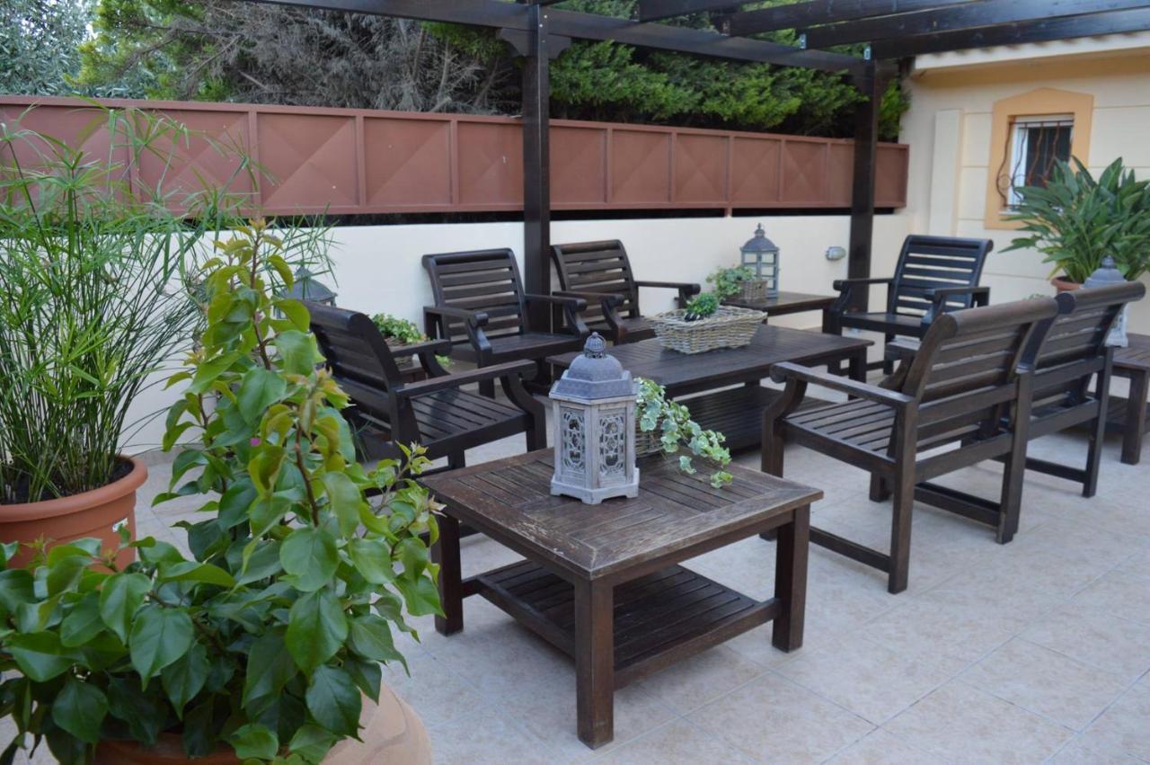 Villa Avatos - Near To The Port Of Rafina And The Airport Of Athens Άγιος Σπυρίδων Εξωτερικό φωτογραφία